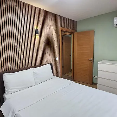 Bright 2br In