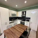 Bright 2br In Apartamento Istambul