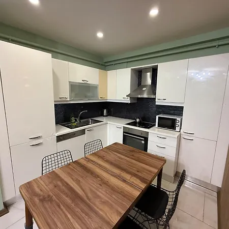 Bright 2br In Apartamento Estambul