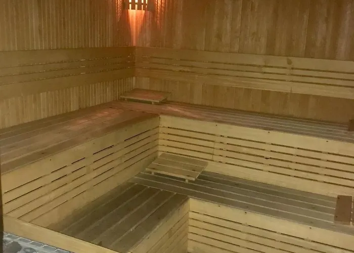 Bright 2br In Apartment Istanbul